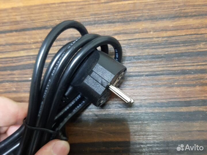 Кабель питания c13 10 А 3x0.75 новый