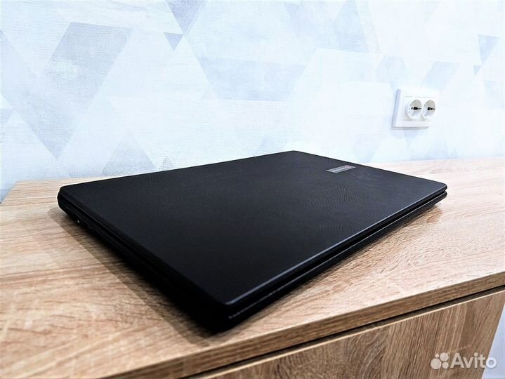 Acer PB с большим экраном для игр и мультимедиа