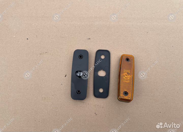 Фонарь боковой габаритный фгаэ-001 (паз)