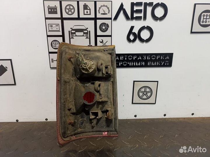 Фонарь задний правый для Toyota Hilux Surf