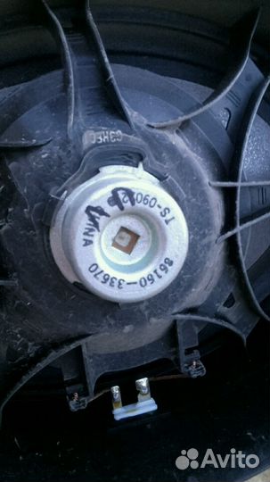 Динамик в дверь Тойота Камри 40