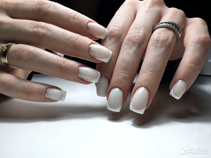 Маникюр педикюр