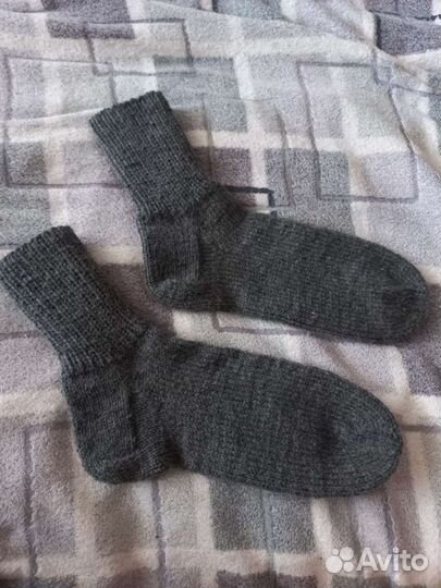 Варежки, носки ручной работы