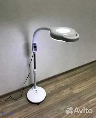 Лампа лупа косметологическая