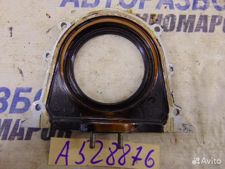 Крышка коленвала задняя для Nissan Primera 2 1996