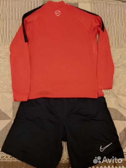 Спортивный костюм