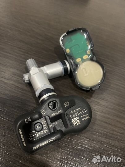 Датчик давления в шинах Toyota и Lexus