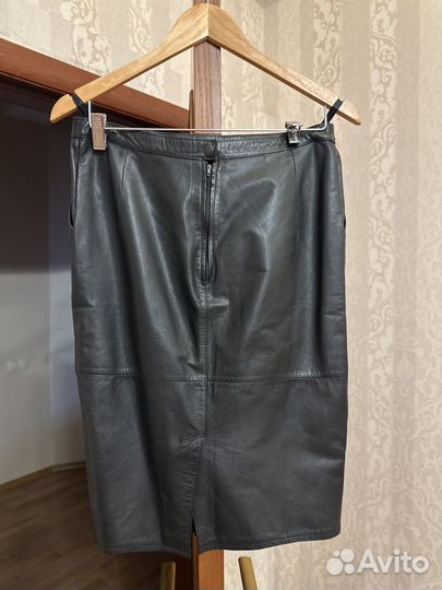 Юбка натуральная кожа и жилетка
