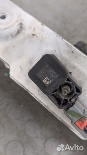 Рамка капота Chevrolet Camaro 2018, 2019