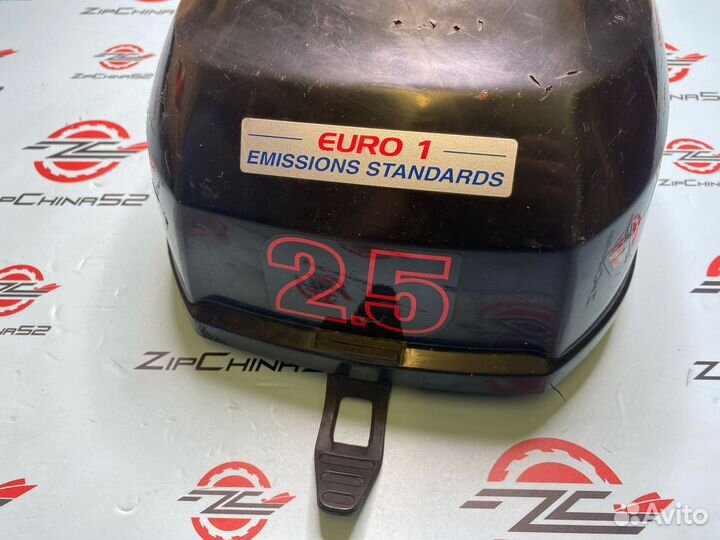 Капот лодочного мотора Suzuki DF2.5