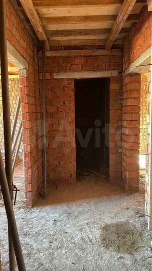 2-к. квартира, 72 м², 2/4 эт.