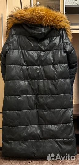 Пуховик женский длинный с капюшоном