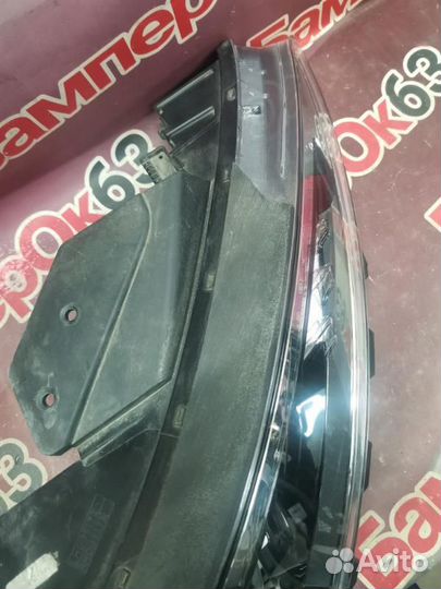 Фара Hyundai Elantra AD 2019 перед. прав. (б/у)