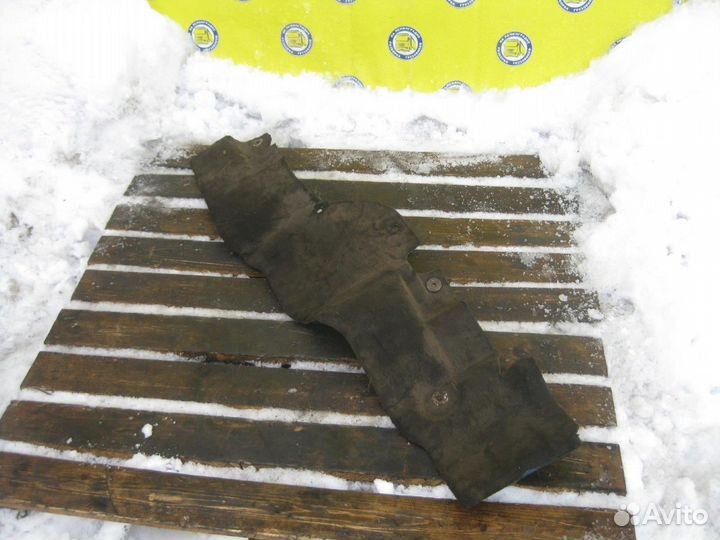 Шумоизоляция двс правая 5010226299 renault trucks