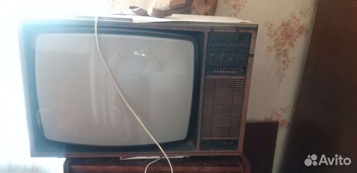 Цветной телевизор Рубин
