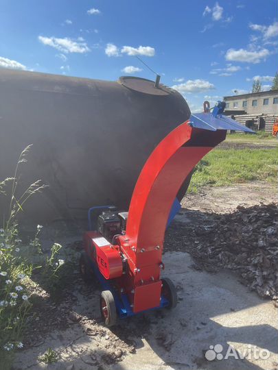 Измельчитель веток, мульчер, дробилка 18,5 л.с