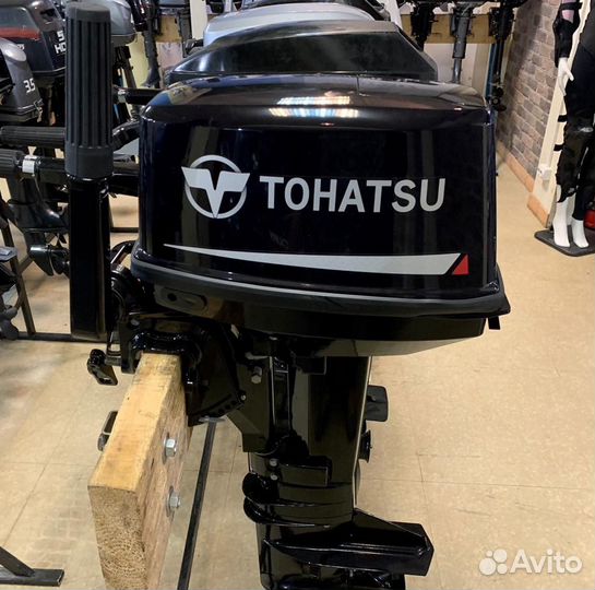 2-х тактный лодочный мотор Tohatsu 9.8 витрина