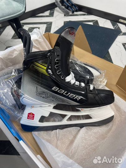 Коньки хоккейные bauer Vapor HyperLite2