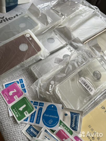 Отдаю все вместе Много чехлов на айфон и стекла