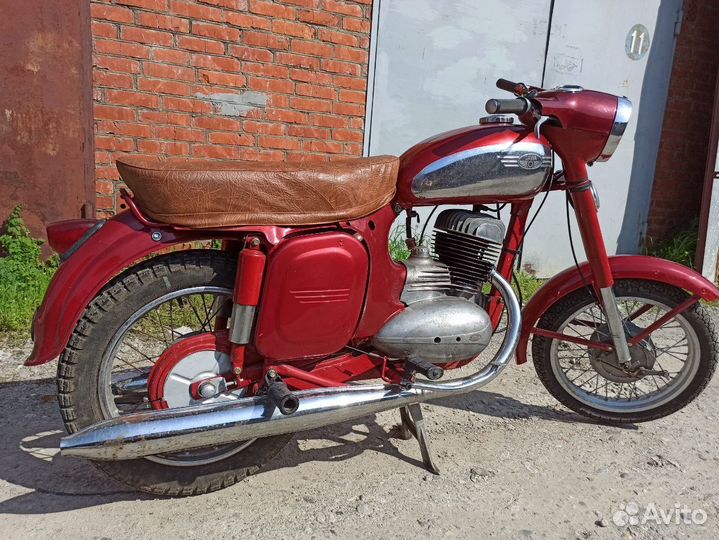 Jawa Ява 250 модель 559 с современным птс