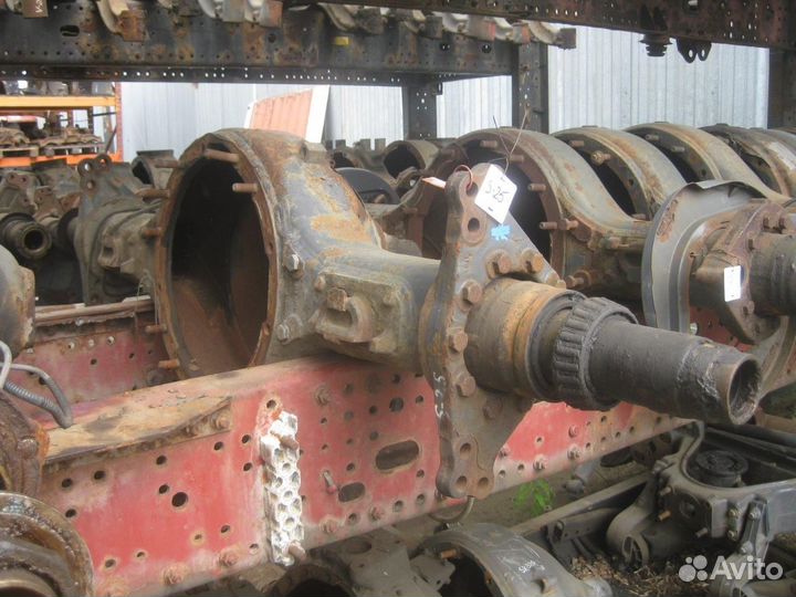 Корпус заднего моста R780 1413993 ADA1100 барабан