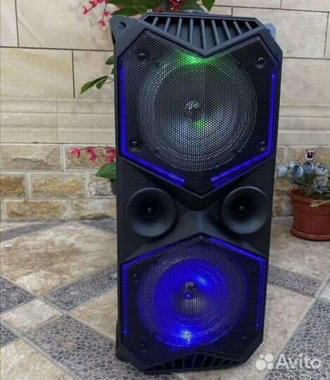 Большая беспроводная портативная блютуз колонка