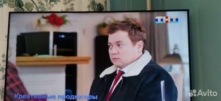 Смарт телевизор 108см Самсунг