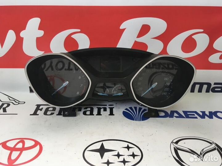 Панель приборов Ford Focus 3