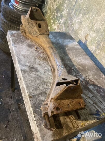 Передняя балка ваз 2106