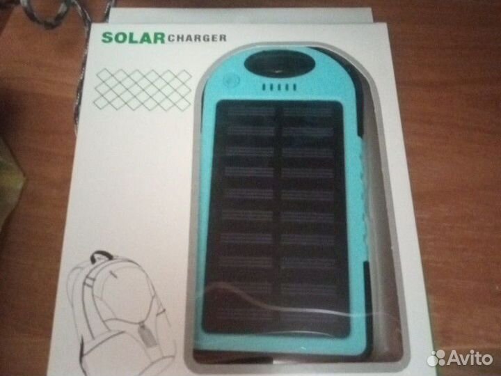 Power Bank на солнечных батареях Solar Charger 500