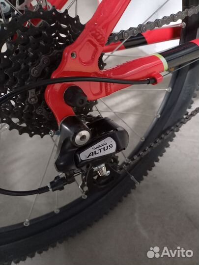 Велосипед B'twin rockrider ST900+самокат в подарок