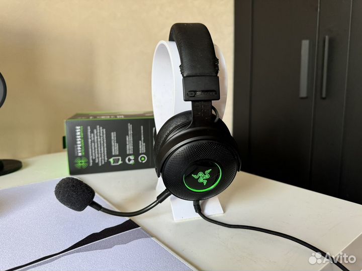 Наушники Razer Kraken V3 Hypersense