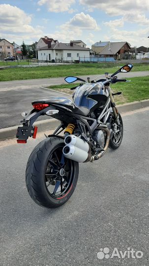 Ducati Monster 1100evo