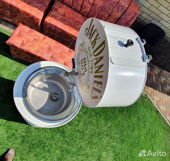 Умывальник рукомойник бочка столик