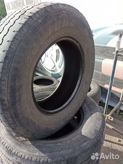 Bridgestone Dueler A/T 245/70 R16