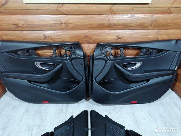 Обшивка боковой двери Mercedes E W213 654.920 2017