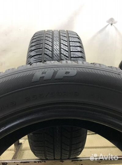 Goodyear Wrangler HP All Weather 255/55 R19 111V