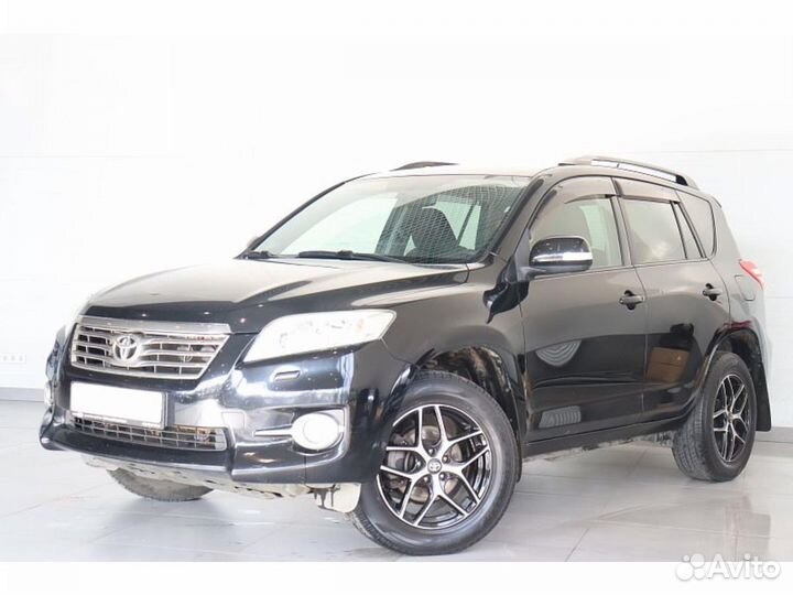 Toyota RAV4, 2011