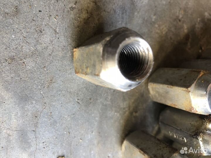 Гайки колесные м12х1 5