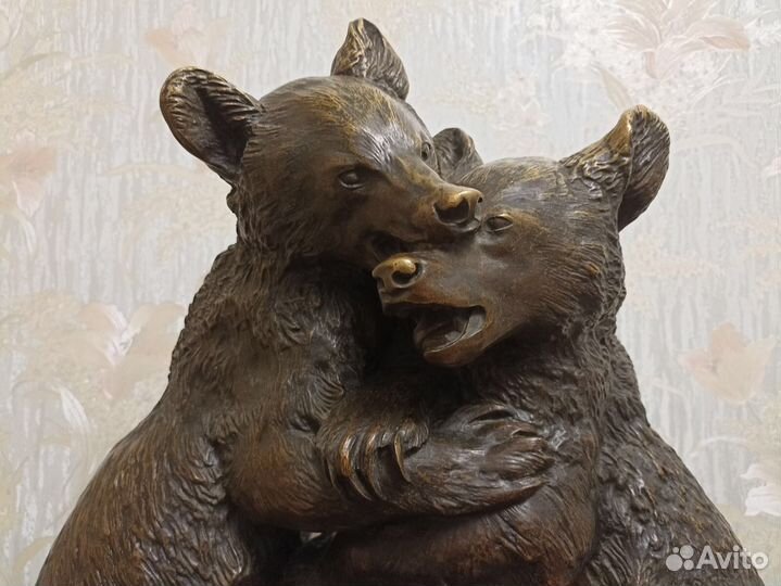 Скульптура «Играющие медвежата» бронза 19 век