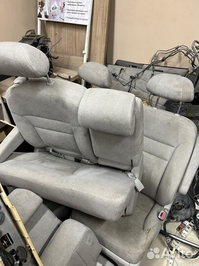 Сиденья honda elysion