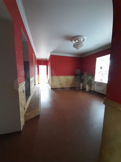 Дом 240 м² на участке 12 сот.