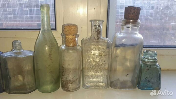 Бутылки, флаконы,аптечные, чернильница и тд