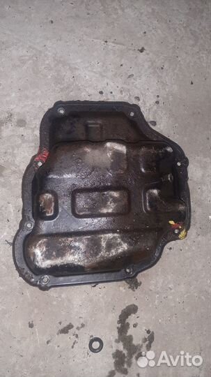 Поддон двигателя на Ниссан,двигатель HR16