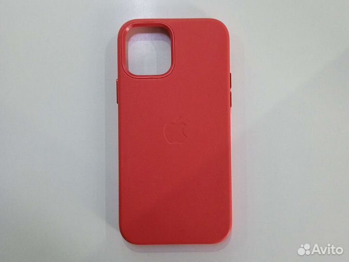 Кожаный чехол на iPhone 12/12 Pro Красный