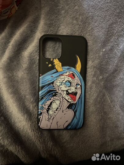 Чехлы на айфон xr и 11-pro