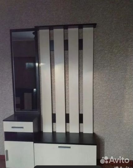 Прихожая пл-25