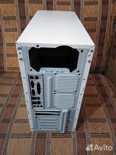 Корпус для компьютера