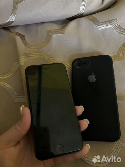 iPhone 7, 32 ГБ