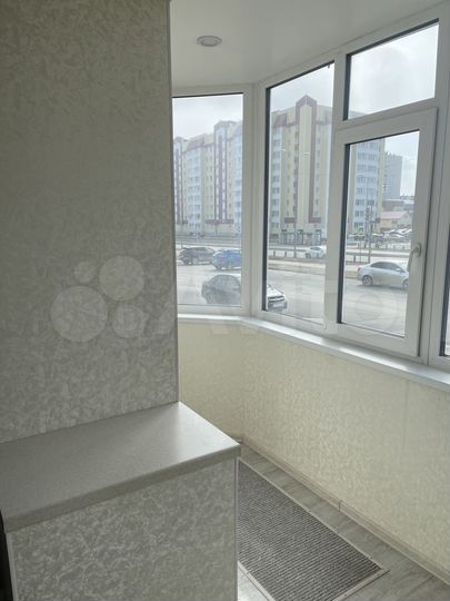 2-к. квартира, 57,3 м², 1/9 эт.